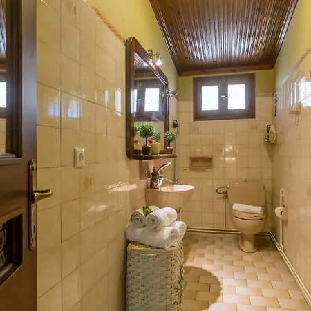 Maria's Countryside House