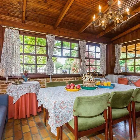 Maria's Countryside House