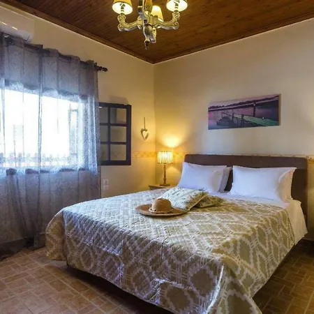Maria's Countryside House