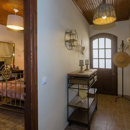 Maria's Countryside House Apartment